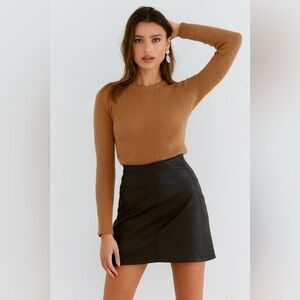 Krizia‎ Vintage Moods Black Leather Skirt Sz. 8